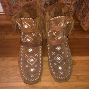 Brown suede fringe booties